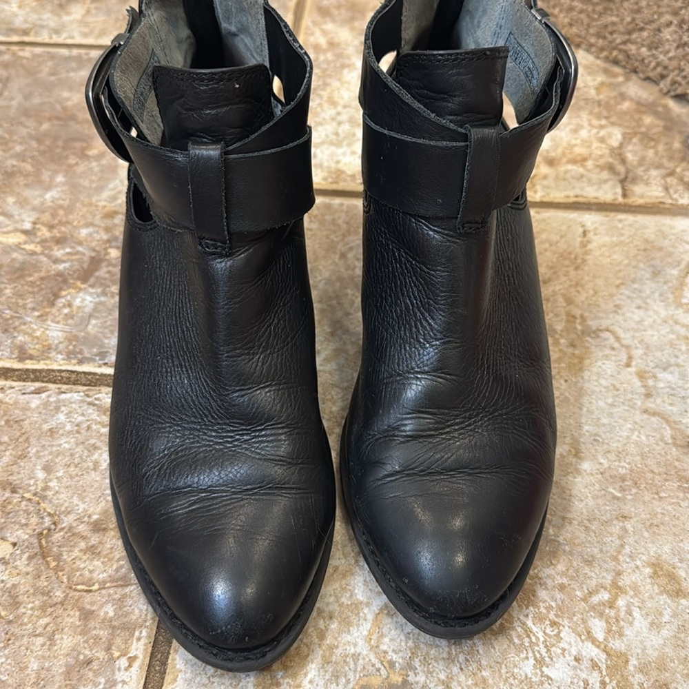 Vionic Trinity Black Leather Ankle Boots Booties … - image 2